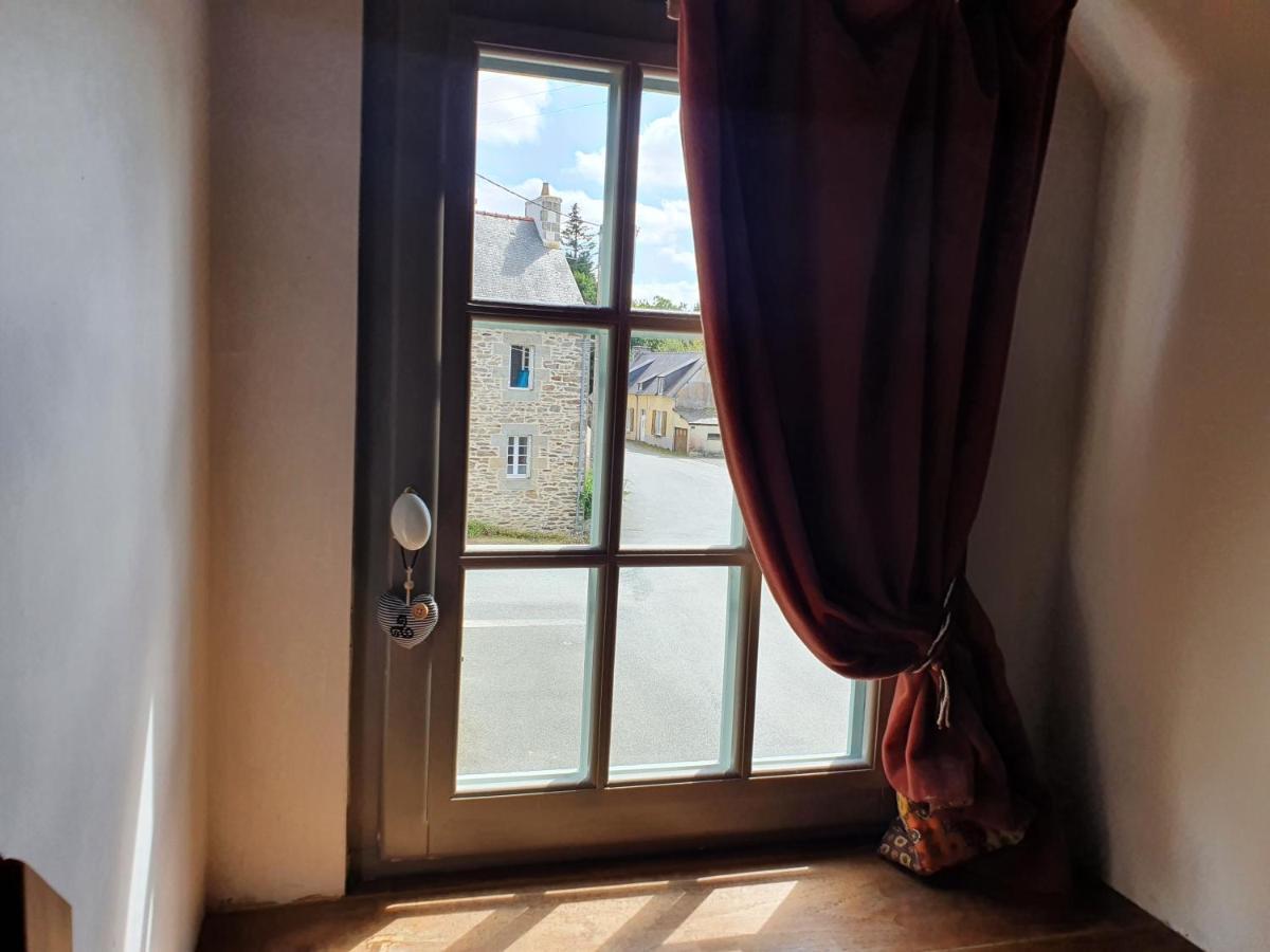 Le Triskelium Villa Landebaeron Exteriör bild
