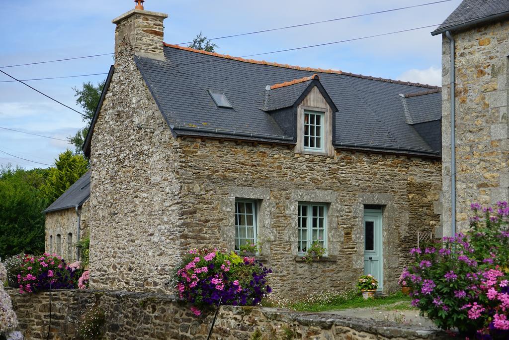 Le Triskelium Villa Landebaeron Exteriör bild